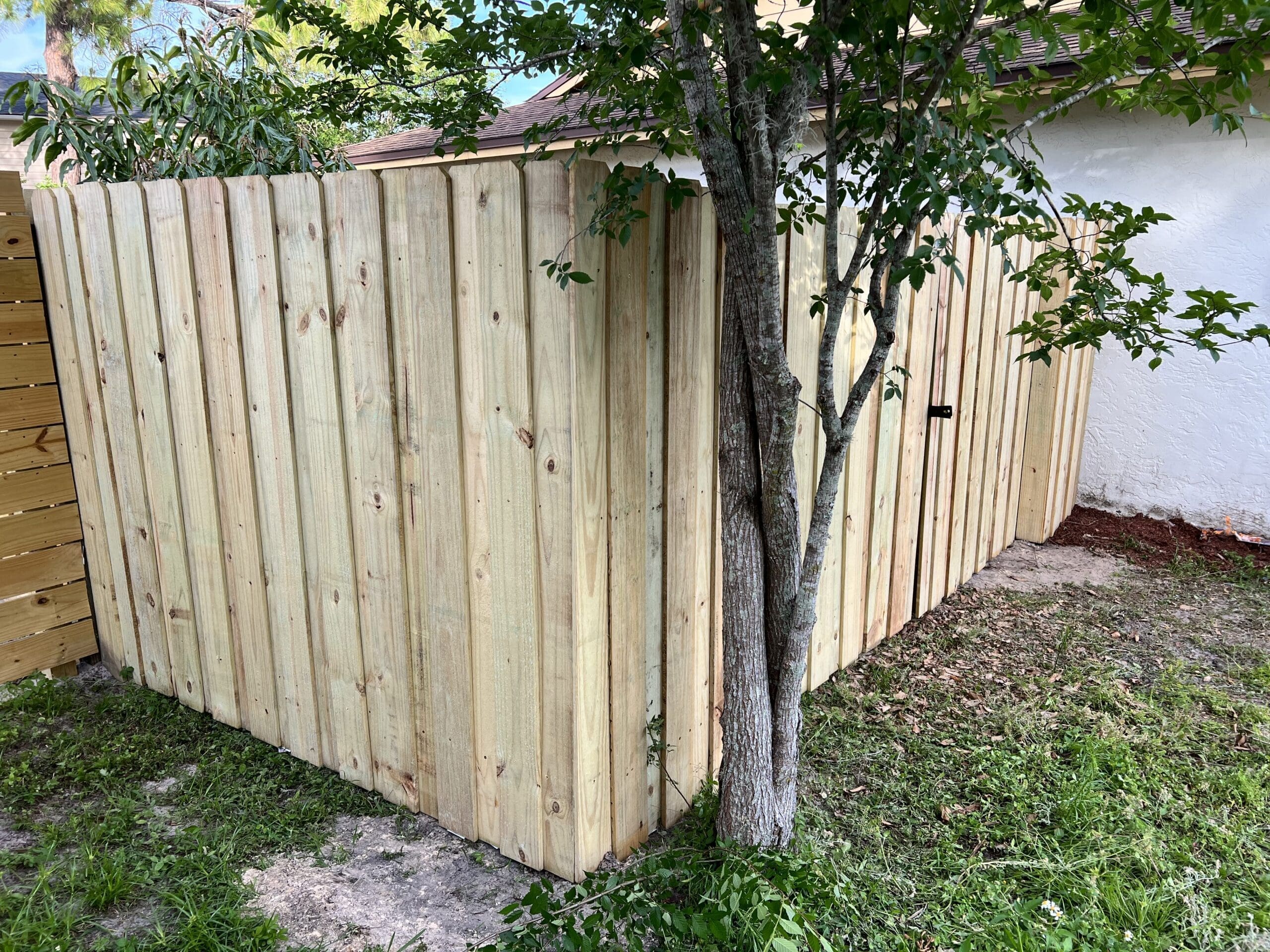 wood fence hernando county