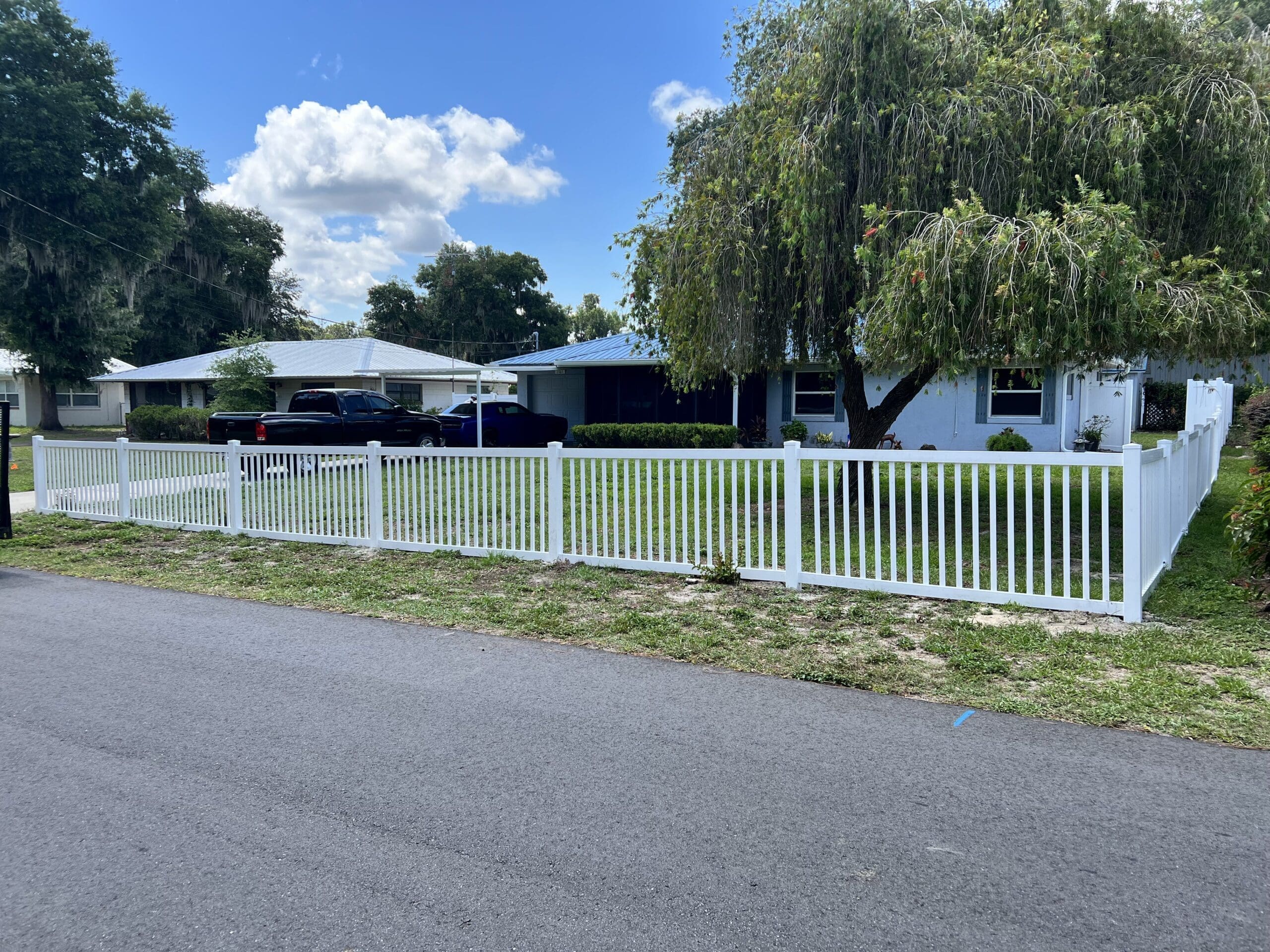 vinyl fence contractors near me